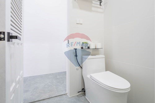 รูป [920611001-379] วิลล่าหรูใหม่ ใกล้ถนนสุขุมวิท พัทยา ทำเลดี ใกล้โรงเรียนนานาชาติ - รูปที่ 75/90