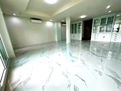 Townhouses for rent Lumpini Park : 📌 For Rent 5-story Townhouse YENAKART RESIDENCE 4 bedroom 6 bathroom