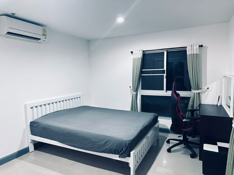 Room For Rent Condo Regent Home 7 Bangna (2 Bedrooms Ready to move in)