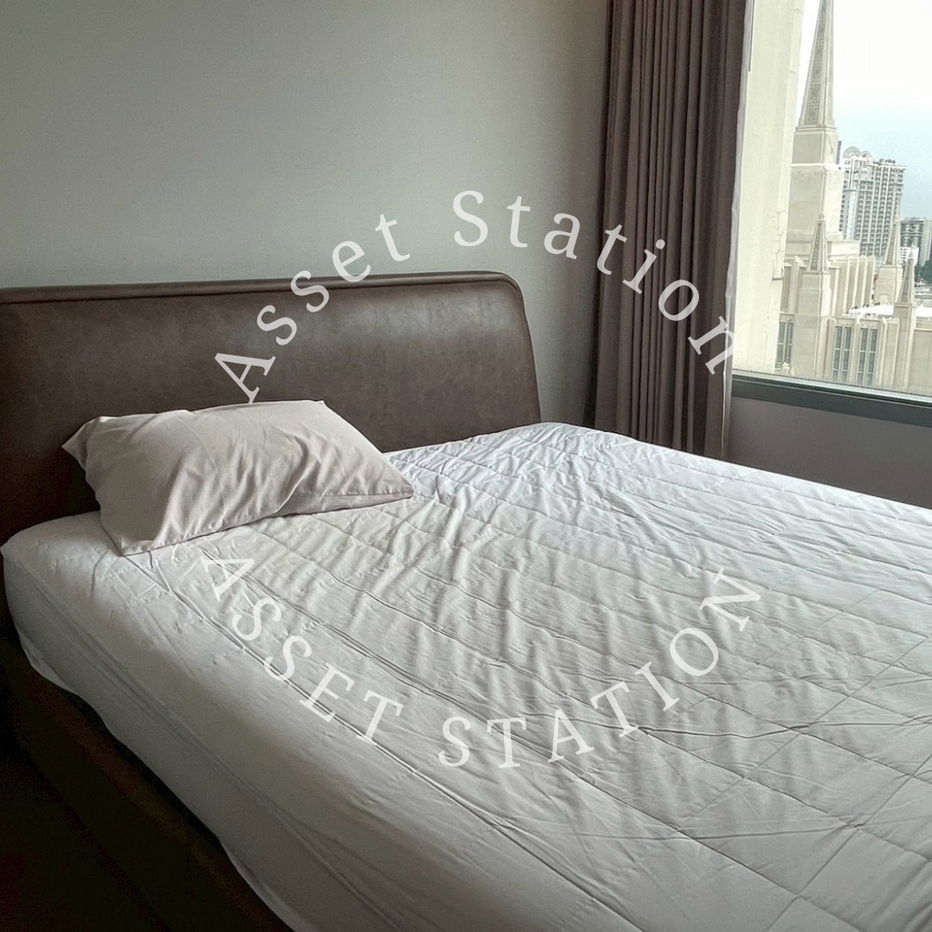 picture Book now! Q Asoke near MRT Phetchaburi - 1/14