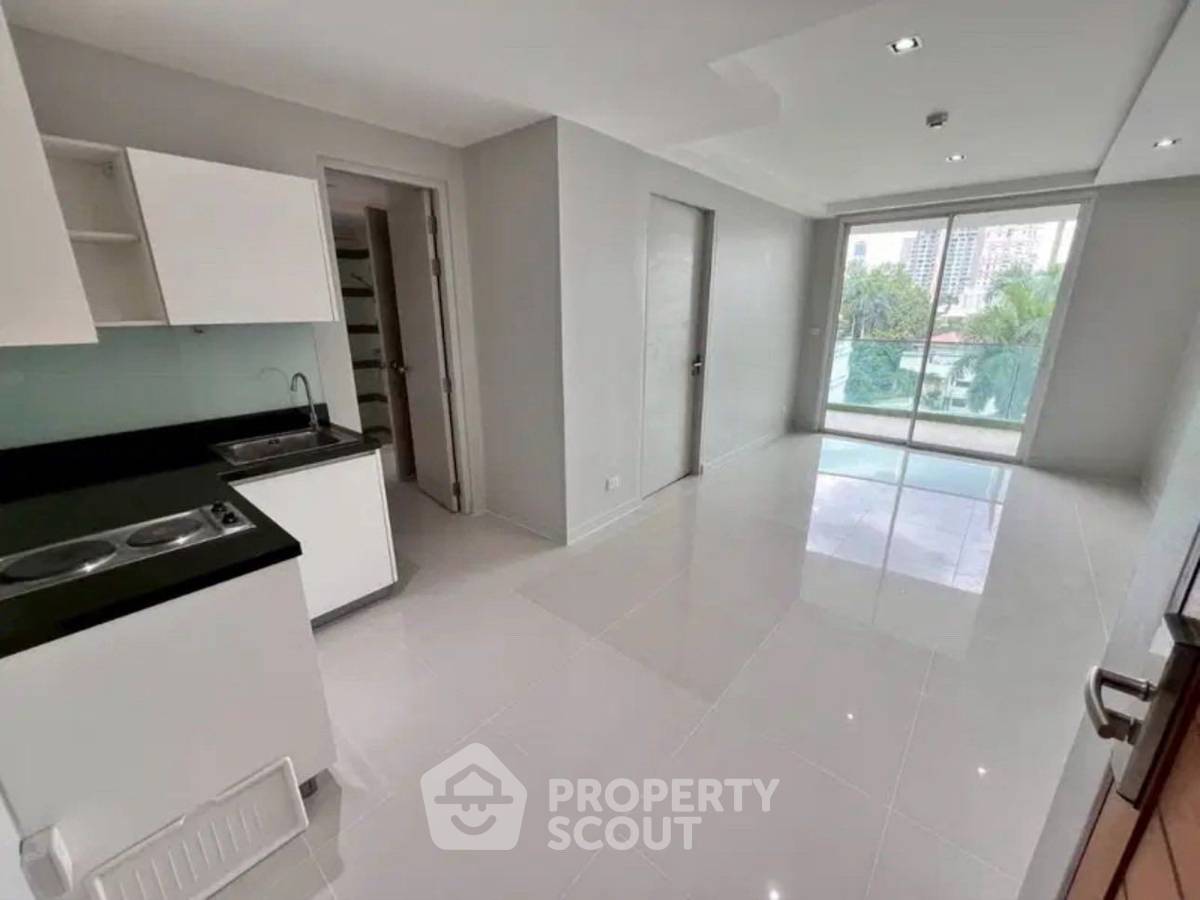 รูป คอนโด 1-ห้องนอน ที่ เบเวอรี่ 33 ใกล้ BTS พร้อมพงษ์ (ID 2427548) - รูปที่ 9/15