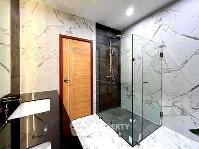 บ้านเดี่ยว แม็คโคร เชียงใหม่ : บ้าน 3-ห้องนอน ใน สันพระเนตร (ID 2426004)