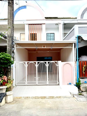 ทาวน์โฮม ถนนลำลูกกา : โครงการมารวย1พร้อมเสิร์ฟแล้วน๊า หมู่บ้านมารวย1 ซ.2 (เพิ่มสิน-สายไหม)