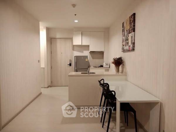 รูป คอนโด 1-ห้องนอน ที่ ริทึ่ม สุขุมวิท42 ใกล้ BTS เอกมัย (ID 2333866) - รูปที่ 1/10