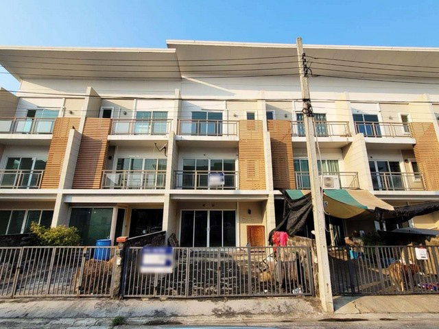 picture FOR SALE TOWNHOUSE PROPERTY 4545000 BAHT. - 5/8