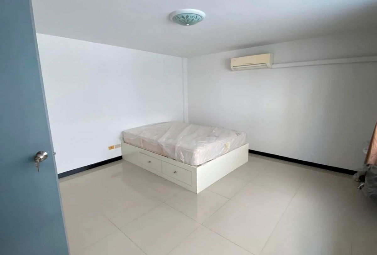 picture Home Office for rent, Prime Place Village 105 (SPSAD2207) - 11/12