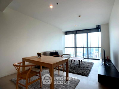 Condos for rent : 1-BR Condo at The River Condominium near BTS Saphan Taksin (ID 1545684)
