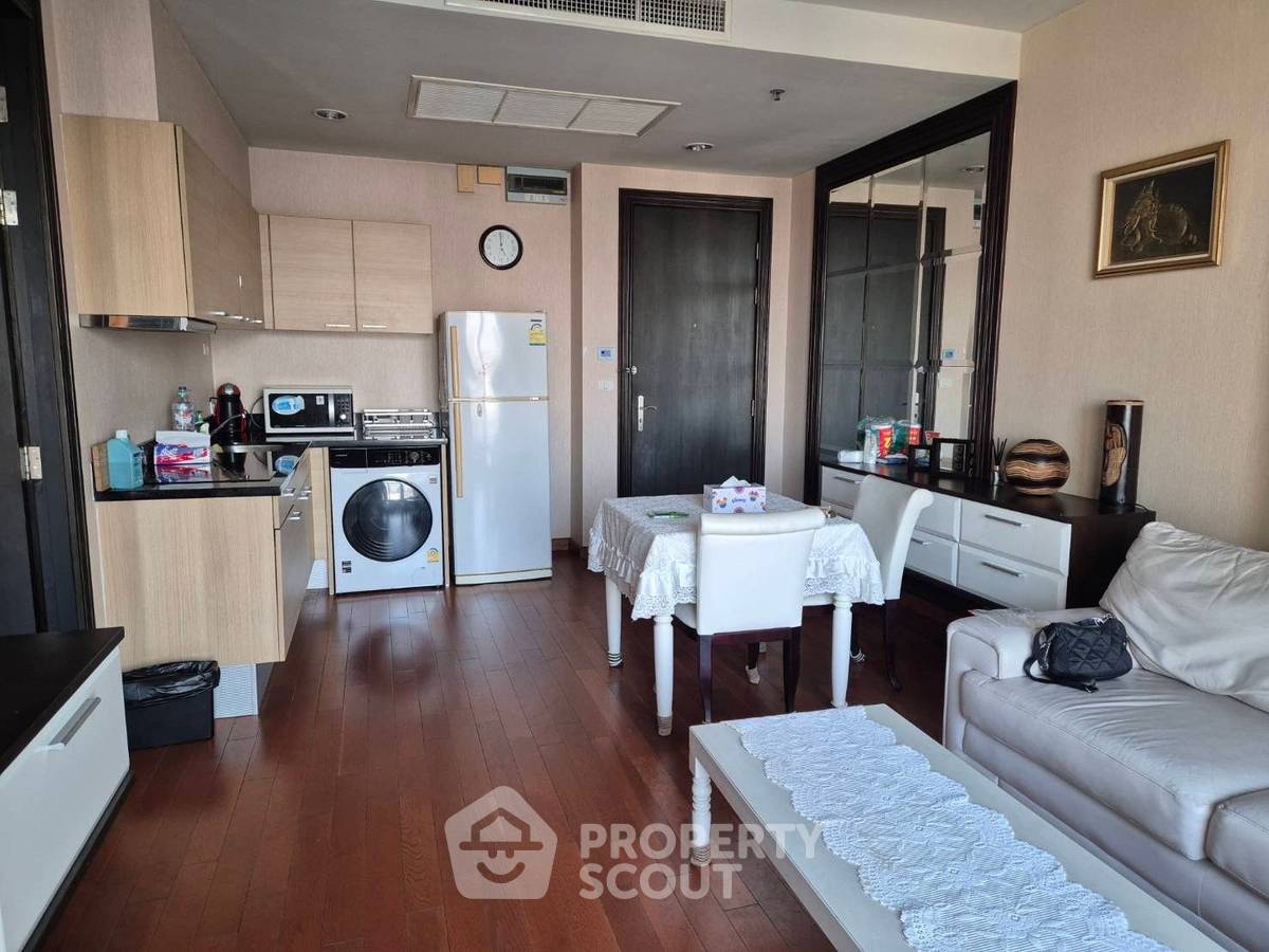 picture 1-BR Condo at The Address Chidlom near BTS Chit Lom (ID 1896868) - 1/3