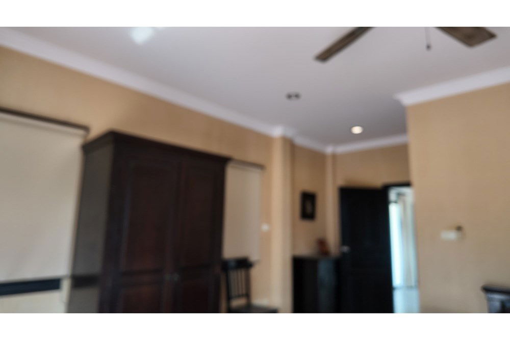 picture [920011003-100] Charming 3-BR Home with Pool in Hua Hin for Sale! - 28/119