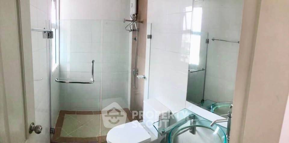 picture 1-BR Condo at The Complete Rajprarop near ARL Ratchaprarop (ID 2333353) - 4/5