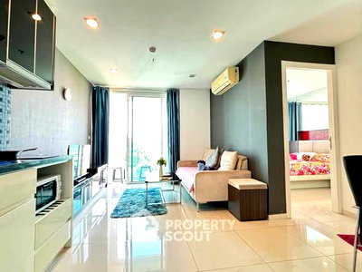 Condos for sale : 1-BR Condo at The Vision Pattaya close to Phratamnak (ID 2427914)
