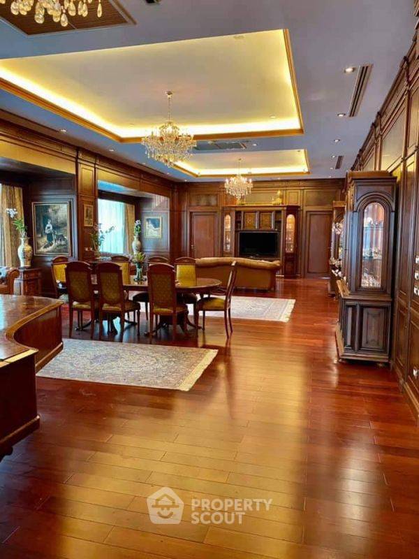 รูป คอนโด 3-ห้องนอน ที่ เลอ รัฟฟิเน่ สุขุมวิท 31 ใกล้ BTS พร้อมพงษ์ (ID 2143741) - รูปที่ 5/5