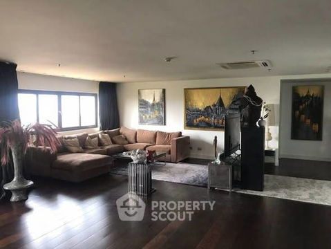 3-BR Condo at Nirvana Place Jomtien close to Phratamnak (ID 2427905)