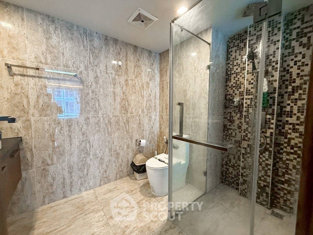 picture 1-BR Condo at Grand Avenue Pattaya close to Pattaya South (ID 2427922) - 12/14