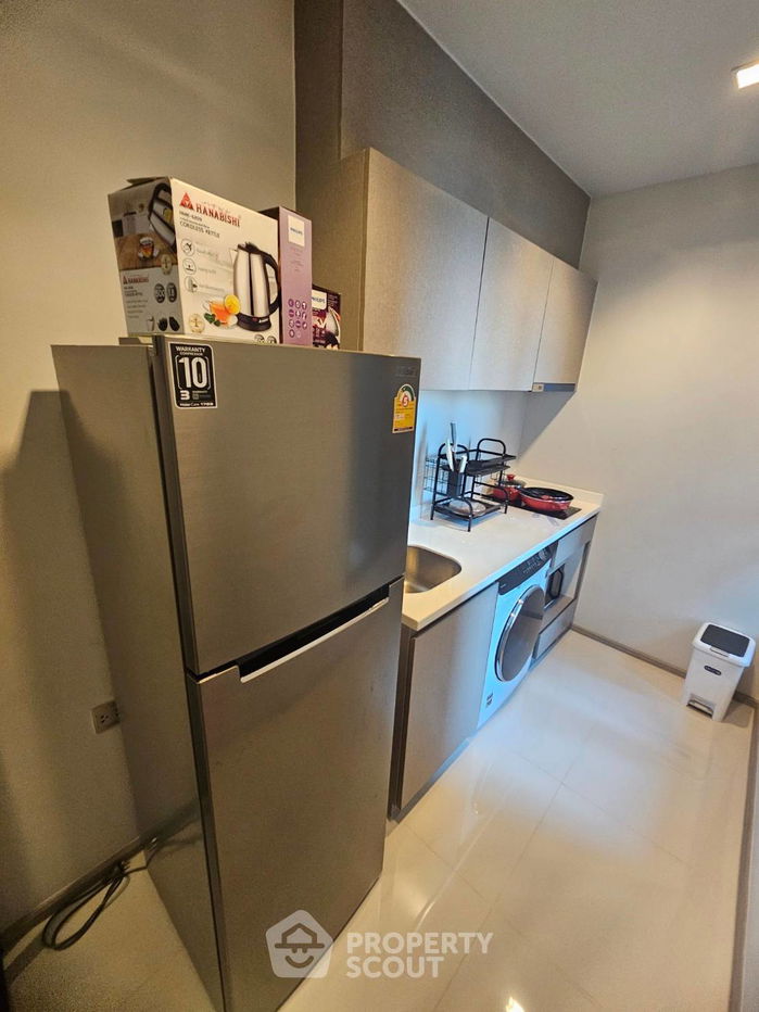 picture 2-BR Condo at Life Asoke - Rama 9 near MRT Phra Ram 9 (ID 1401379) - 9/16