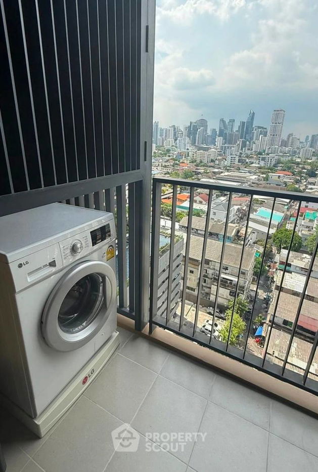 picture 1-BR Condo at Oka Haus Sukhumvit 36 near BTS Thong Lor (ID 2365379) - 12/12
