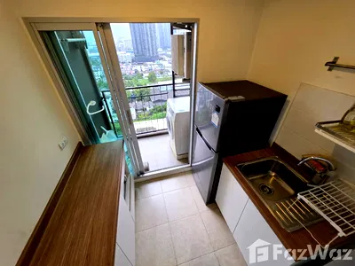 Condos for sale BTS Talat Phlu : 1 bed 1 bath 5868257