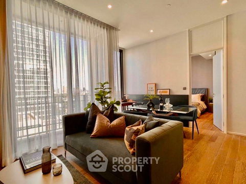 1-BR Condo at Muniq Langsuan near BTS Ratchadamri (ID 1591939)