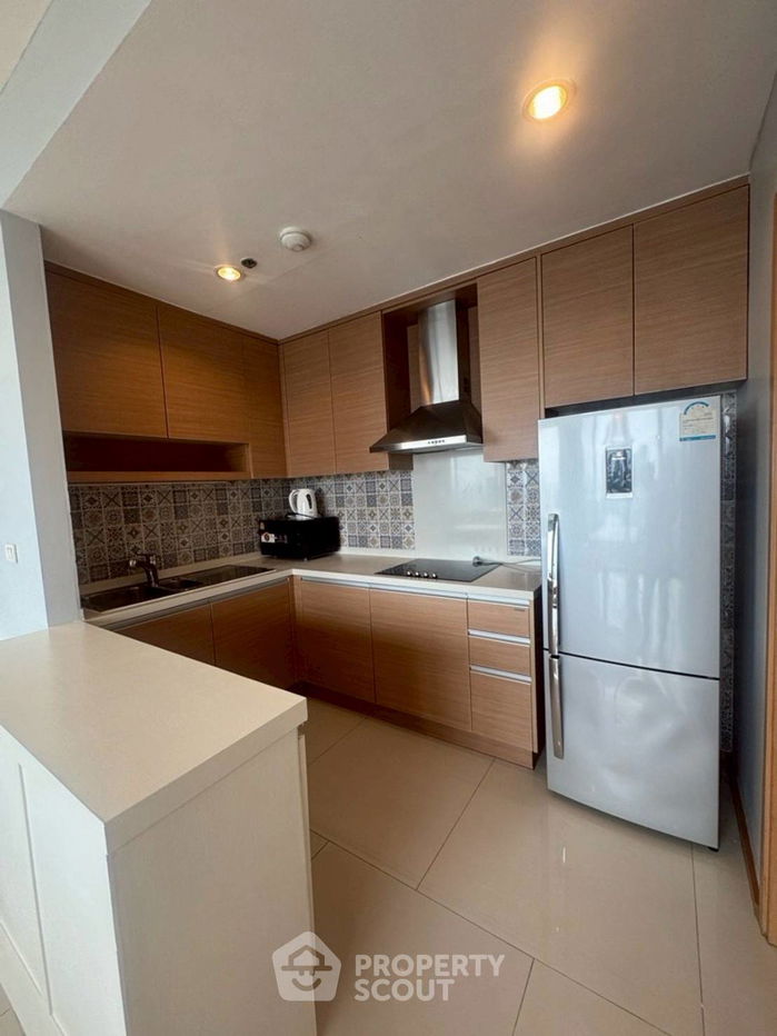 picture 2-BR Condo at The Emporio Place near BTS Phrom Phong (ID 2427589) - 9/19