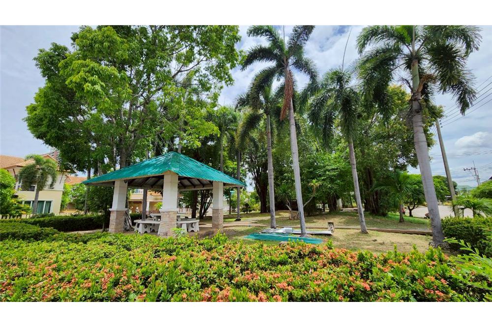 รูป [92001012-110] ขายบ้านเดี่ยว 2 ชั้น โครงการติดทะเล ชลบุรี - รูปที่ 56/59