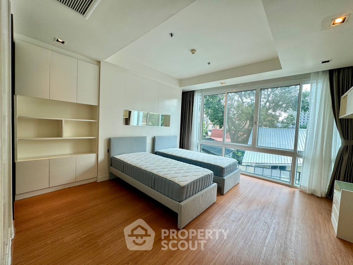picture 4-BR Condo at Belgravia Residences Condominium near BTS Thong Lor (ID 2074593) - 1/4