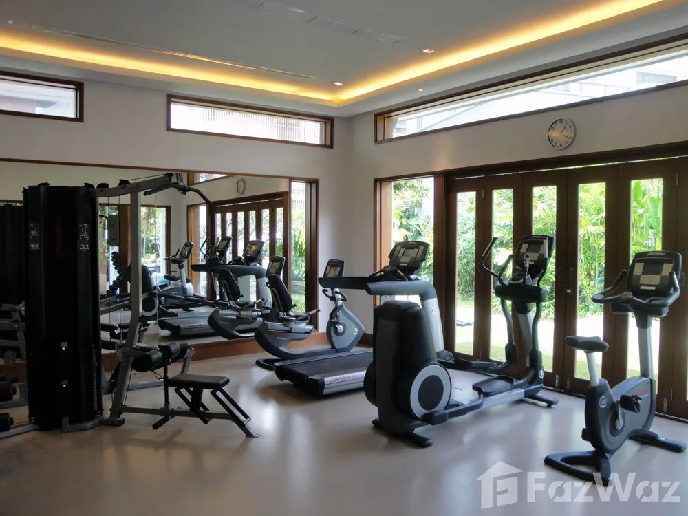 Luxury 4-Bedroom Seaview Residence Close to Naithon Beach for Sale 5868164 - image 3