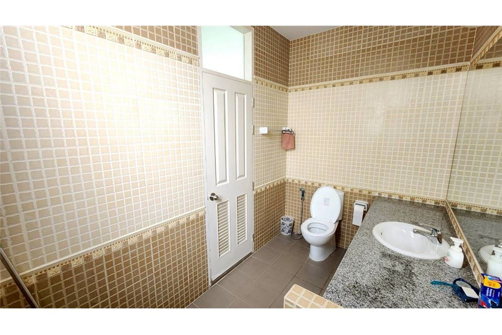 รูป [92001012-110] ขายบ้านเดี่ยว 2 ชั้น โครงการติดทะเล ชลบุรี - รูปที่ 28/59