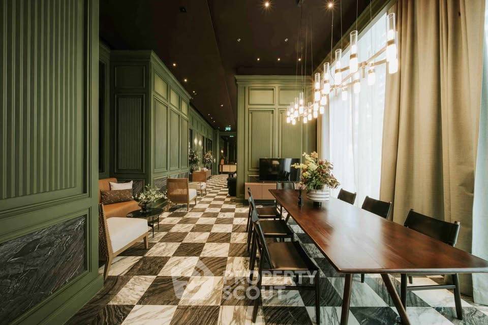 picture 2-BR Condo at Noble State 39 near BTS Phrom Phong (ID 2298863) - 3/16