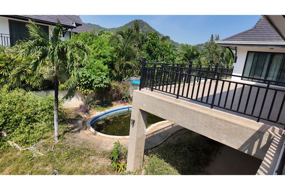 picture [920011003-100] Charming 3-BR Home with Pool in Hua Hin for Sale! - 22/119