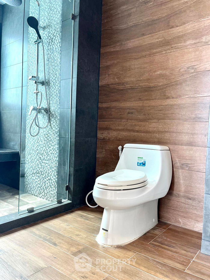 picture 1-BR Condo at Condolette Midst Rama 9 near MRT Phra Ram 9 (ID 2134857) - 13/19