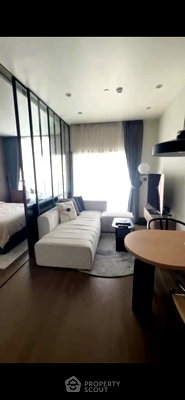 Condos for rent BTS Phrom Phong : 1-BR Condo at Muniq Sukhumvit 23 near MRT Sukhumvit (ID 1996977)