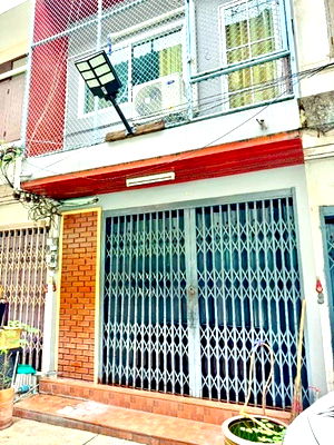 เช่าอาคารพาณิชย์ ล้ง 1919 : ตลาดประตูน้ำ 1.9กม. สยามพารากอน ถ.เพชรบุรี1-11 BTS พญาไท 320 ม. เช่าอาคารพาณิชย์ 3 ชั้น 12 ตร.วา. 145 ตร.ม. 3 นอน 2 น้ำ