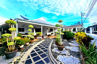 Houses for sale Cha-Am Petchburi : [920601001-391] Tropical Garden Village,2 Bad 2 Bath in Cha am For Sale