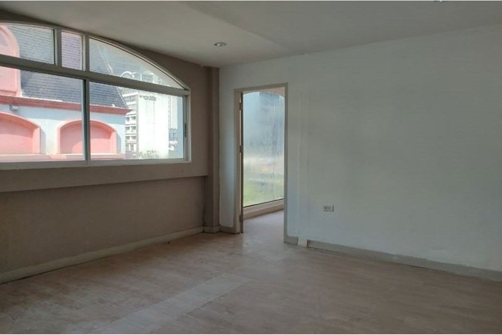 รูป [920271003-513] พื้นที่ออฟฟิศ/โชว์รูมให้เช่า อยู่ใจกลางสีลม ติดถนนใหญ่ - รูปที่ 8/11