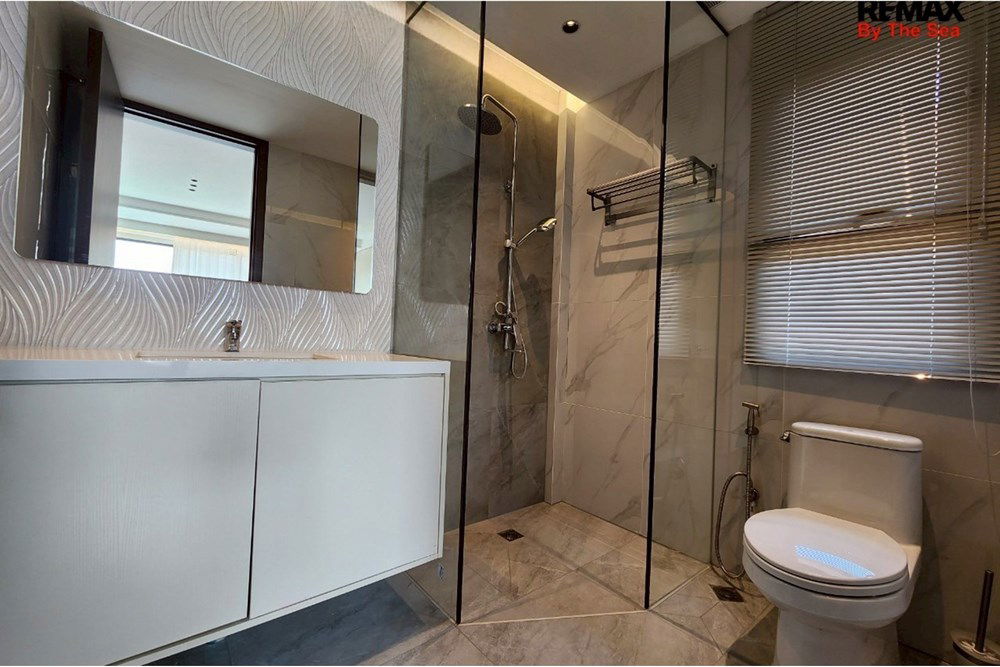 รูป [920611001-368] "วิลล่าหรูใจกลางพัทยา พร้อมสระส่วนตัว" - รูปที่ 42/55