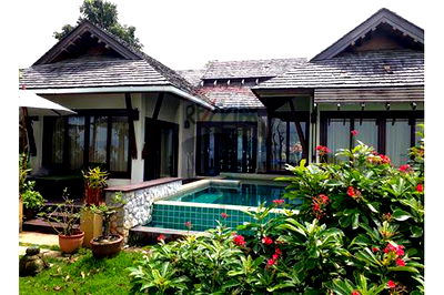 Houses for rent Ko Samui Surat Thani : [920121001-2211] Amazing view with pool villa in Mae Nam beach.