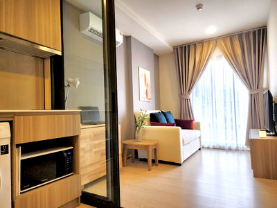 Condos for rent Phuket : Condo next to Central — The Base Rise Sansiri