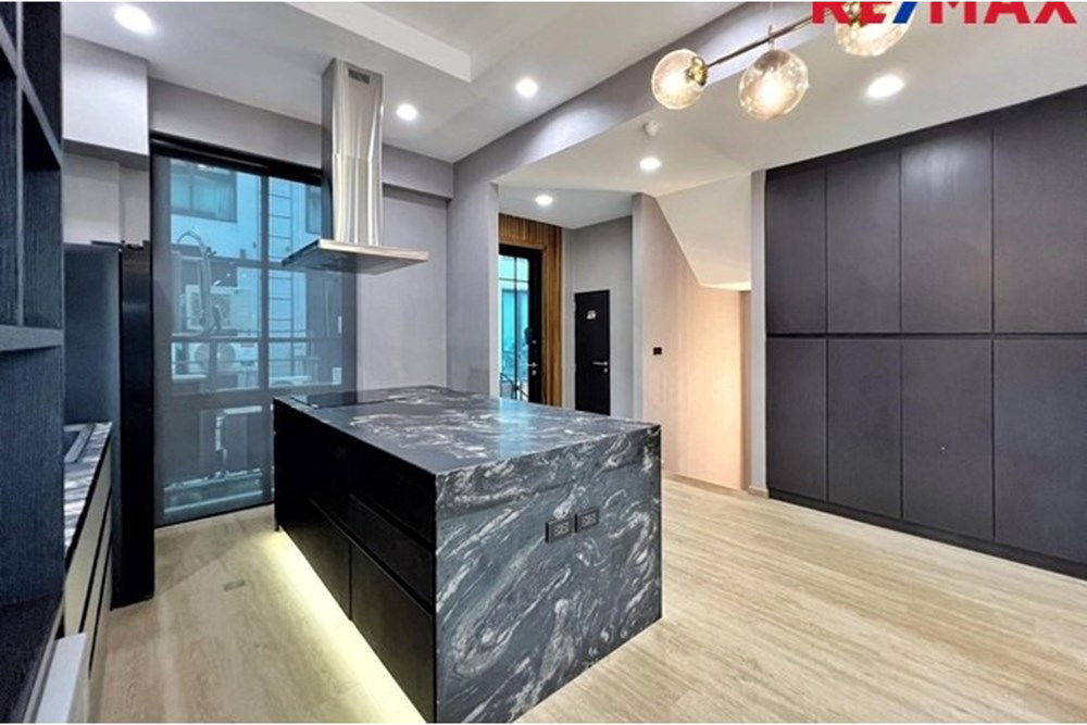 รูป [920091001-1046] ขาย โฮมออฟฟิศหรู 4 ชั้น THE FRONT ลาดพร้าว-รัชดา - รูปที่ 14/80