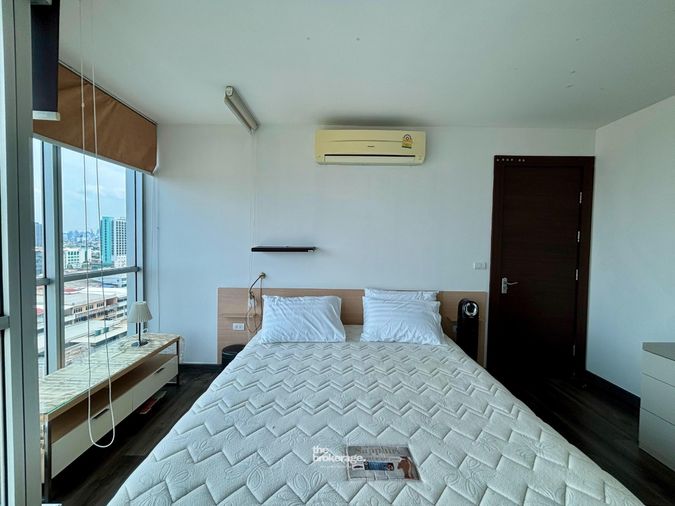 ให้เช่า ริทึ่ม รัชดา 2 ห้องนอน 2 ห้องน้ำ  67ตรม. 33,000บาท เท่านั้น  Line : @thebrokerage