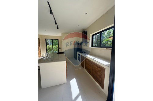 picture [920621004-100] Luxury 2-Story Mountain View Villa with Private Pool - 5/15