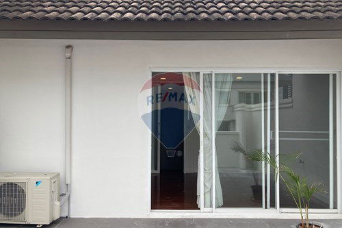 รูป [920071049-1153] ♂️ Phrom Phong Townhouse for Rent: 4+1 Beds, Pool, Gym, 2 Car Park! - รูปที่ 16/40