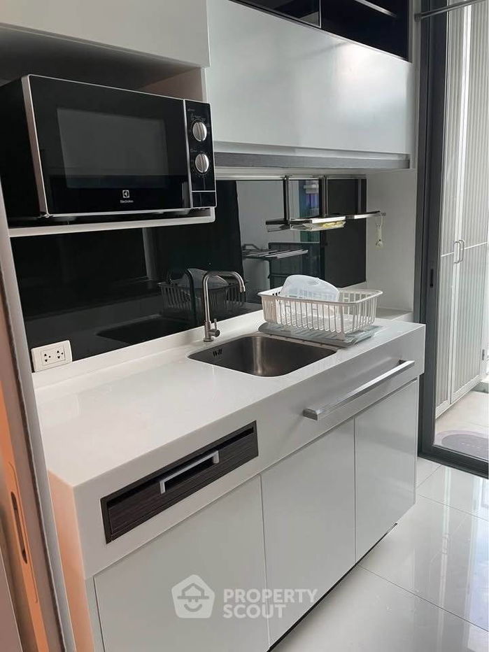 picture 1-BR Condo at The Room Sukhumvit 62 near BTS Punnawithi (ID 2429694) - 9/17