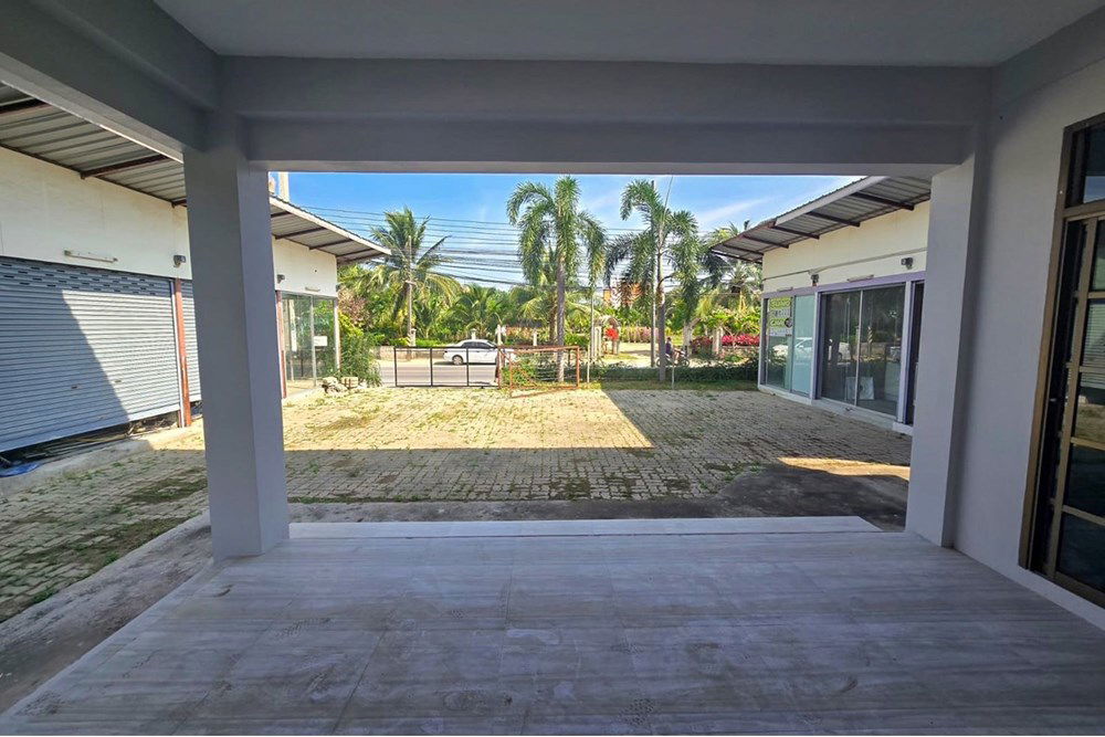 picture [920121001-2400] 3-beds House with a big space for lease in Plai Laem - 6/23