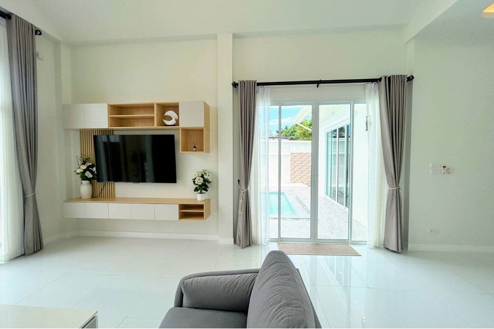 picture [920471004-1024] Modern 3 Bedroom Pool Villa House near Mabprachan Lake for rent - 4/20