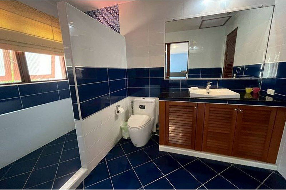 รูป [920471004-827] บ้านพักตากอากาศหรูหรา 6 ห้องนอนที่ฟีนิกซ์โกลด์กอล์ฟคลับ ห้วยใหญ่ - รูปที่ 16/20