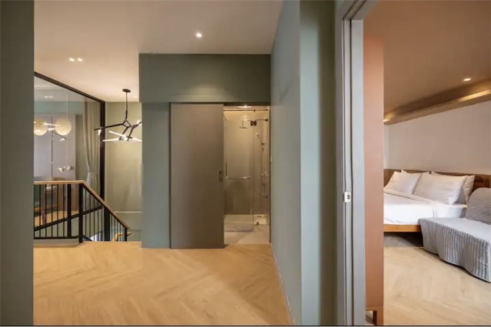 picture [920071001-12934] Newly Renovated Townhouse in Ekkamai - 23/33