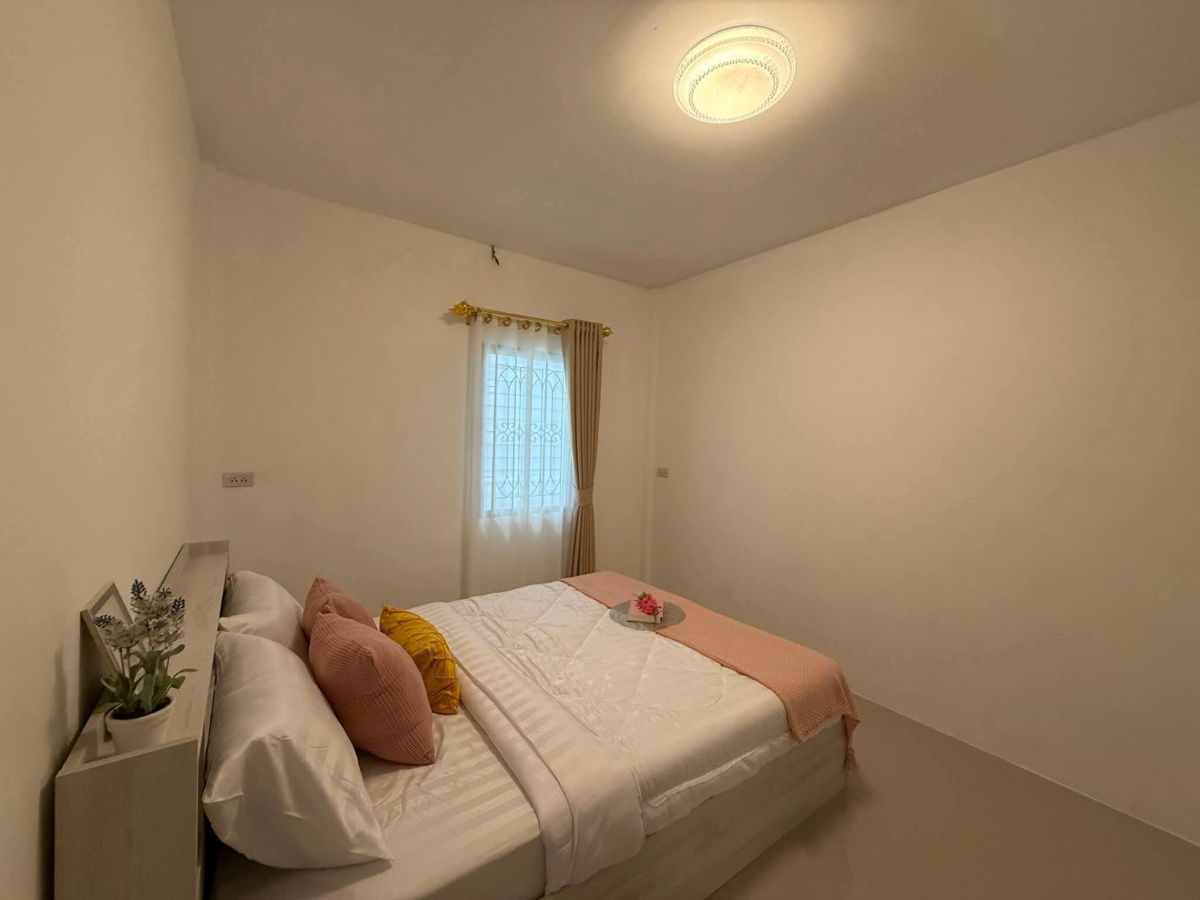 picture Corner plot House in Soi Nernplubwan for Sale - 11/28