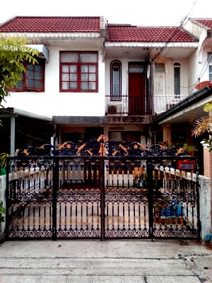 เช่าทาวน์โฮม โลตัสเอ็กเพลส(สุทธิสาร) : ให้เช่าทาวน์เฮ้าส์2ชั้น21ตร.วาลาดพร้าว41 ติดรถไฟฟ้าสีเหลือง(ภาวนา) ใกล้MRTลาดพร้าว