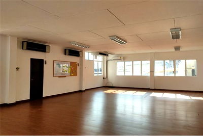 เช่าบ้านเดี่ยว ถนนสุรวงศ์ : [920271003-767] Creative Office Space near BTS Chongnonsi