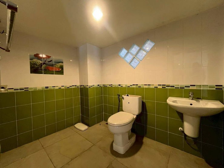 รูป ขายโฮมออฟฟิศทำเลลดาวัลย์ ศรีด่าน 14 พื้นที่ 640 ตร.ม. ติด MRT ศรีแบริ่ง ชั้นล่างค้าขาย ชั้นบนอยู่สบาย ราคาไม่ถึง 20 ล้าน คุ้มที่สุดในย่านไฮเอนด์บางนา! - รูปที่ 6/8